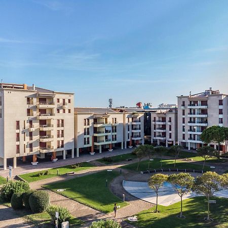 La Terrazza Sul Faro Apartment Lignano Sabbiadoro Bagian luar foto