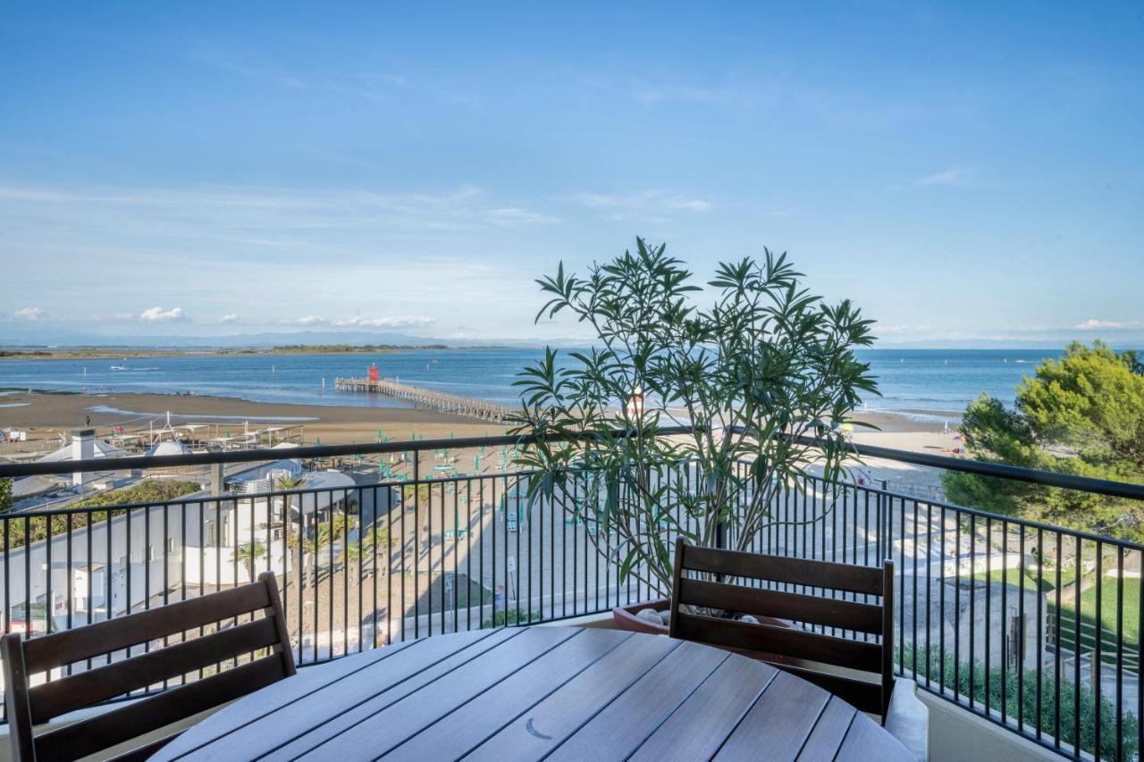La Terrazza Sul Faro Apartment Lignano Sabbiadoro Bagian luar foto